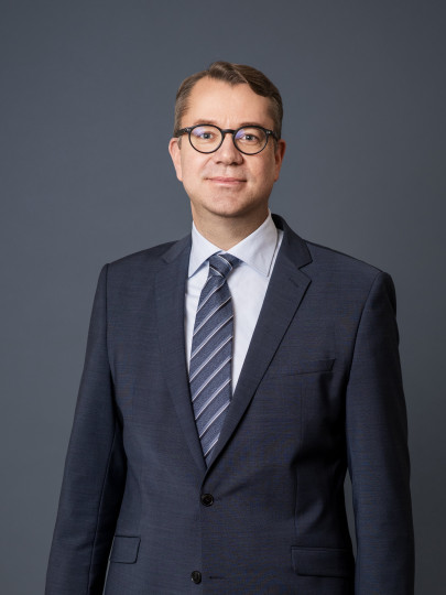 Dr. Peter Kersandt
